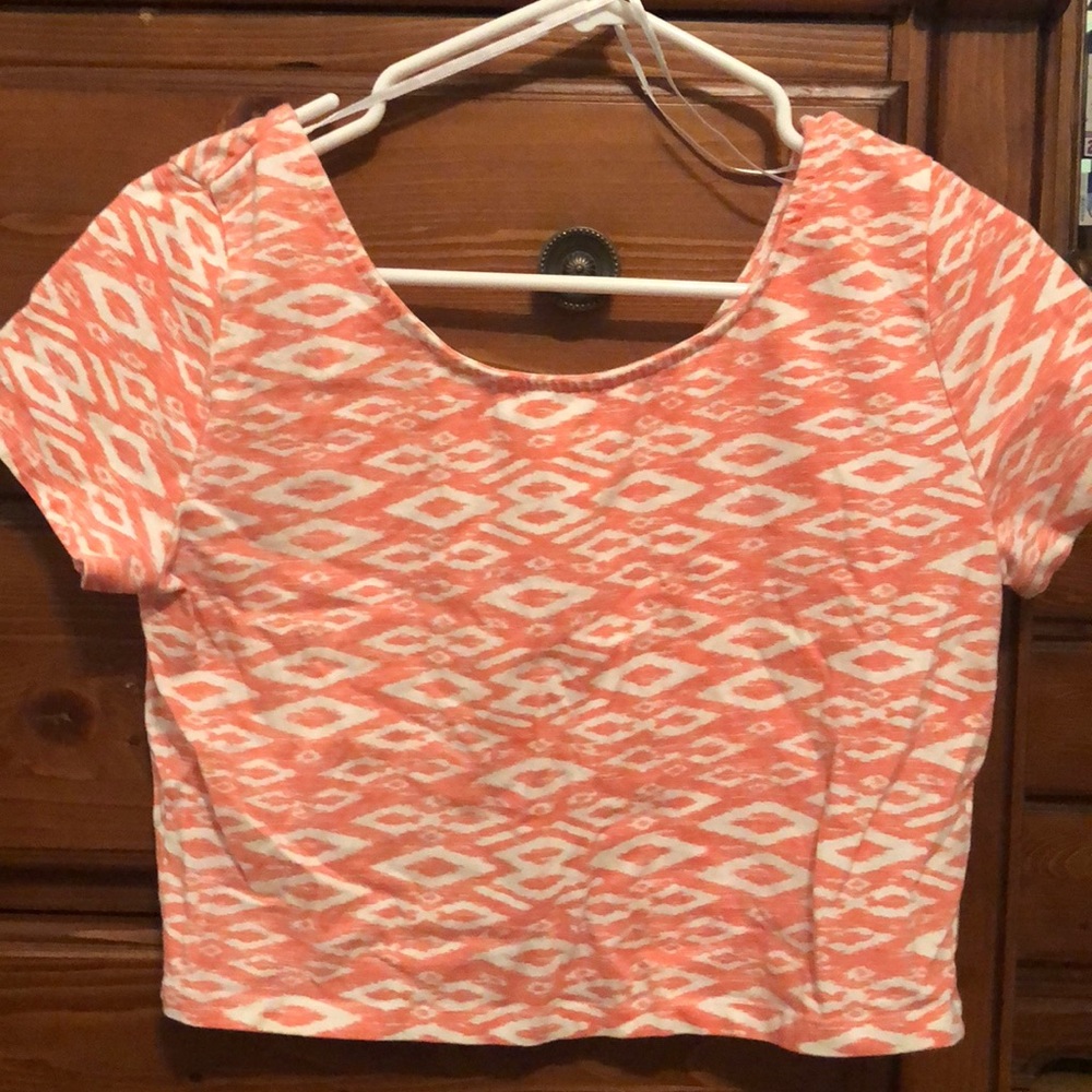 crop top